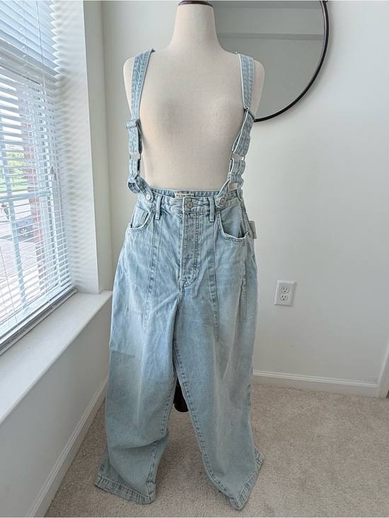 Free People Denim - Free People Berkeley Suspender Jeans in shade Homecoming- Light Blue Denim